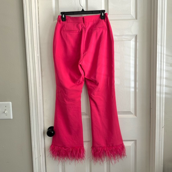 Gianni Bini Feathered Pants - Picture 4 of 5